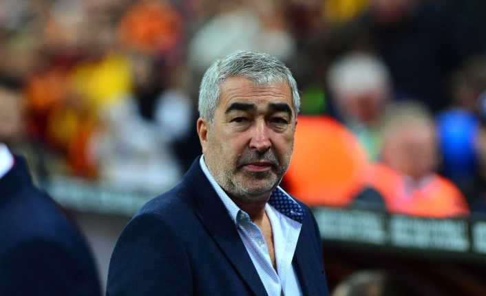 Bursaspor Teknik Direktörü Samet Aybaba, 1-1 biten Galatasaray maçının ardından