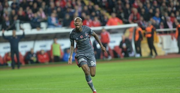 Süper Lig'in 18. haftasında Beşiktaş, deplasmanda Antalyaspor'u 2-1 yendi.
