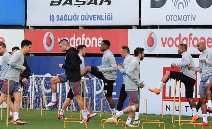 Beşiktaş, Spor Toto Süper Lig'in 26. haftasında yarın Medipol Başakşehir'e