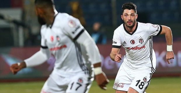 Beşiktaş Kulübü, sezon sonunda kontratı bitecek Tolgay Arslan ile sözleşme