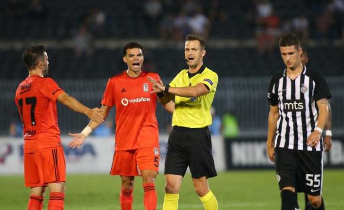 UEFA Avrupa Ligi Play-Off Turu ilk maçında Beşiktaş, deplasmanda Sırbistan
