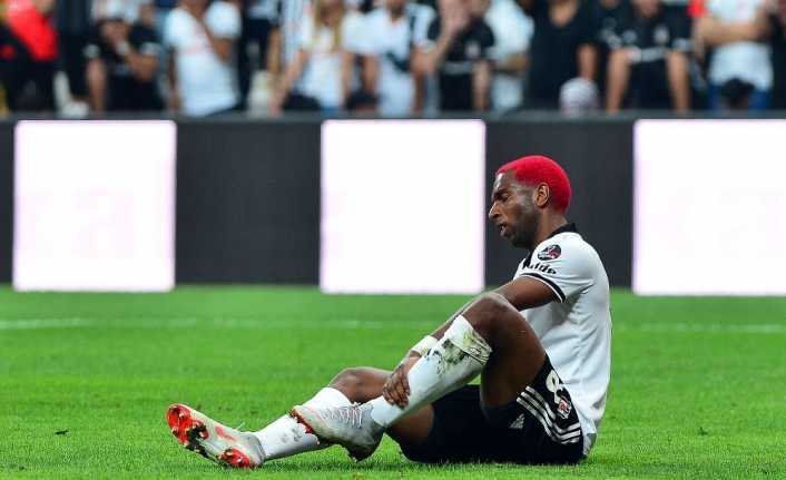 Spor Toto Süper Lig’in 3. hafta mücadelesinde Beşiktaş, taraftarı önünde