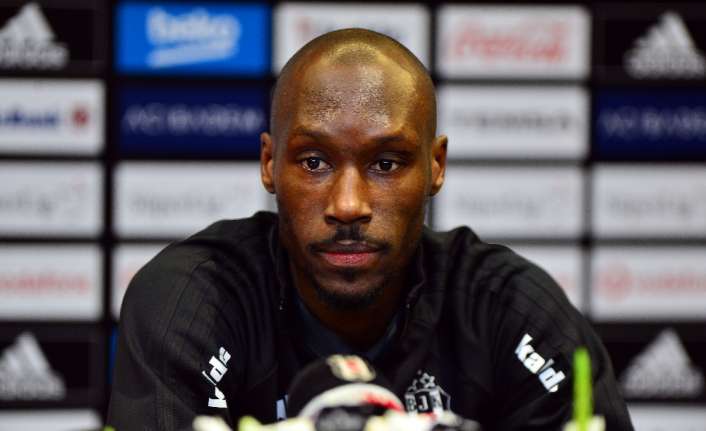 Transfer çalışmalarını sürdüren Beşiktaş’ta yönetim adeta uyumaya bile vakit bulmadan