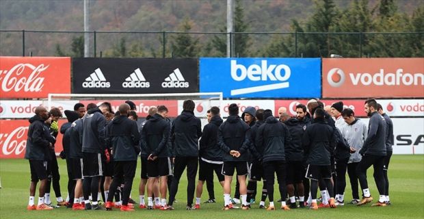 Beşiktaş, ligin 23. haftasında sahasında Fenerbahçe ile yapacağı derbinin hazırlıklarına