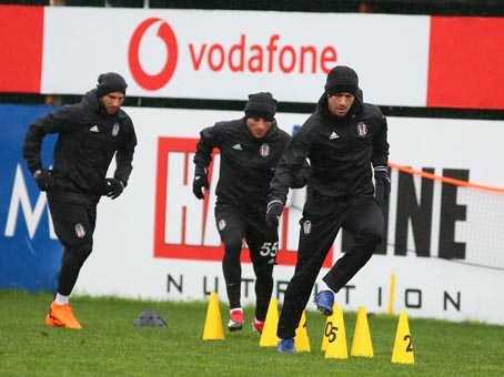 Beşiktaş, Spor Toto Süper Lig’in 14. haftasında Galatasaray ile oynayacağı