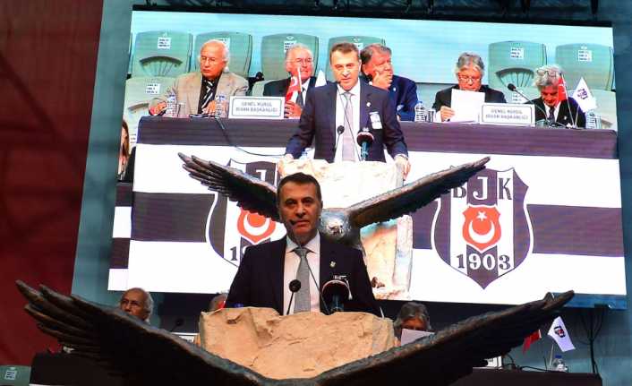 Beşiktaş’ta tüzükte yer alan 4 madde, oy çokluğuyla değişti.