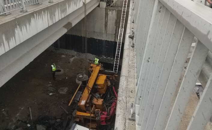 İstanbul Riva’da Yavuz Sultan Selim Köprüsü yolunda bir beton mikseri