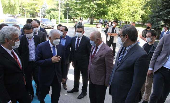 Türkiye'nin 27. ve son başbakanı, 28. TBMM Başkanı, AK Parti