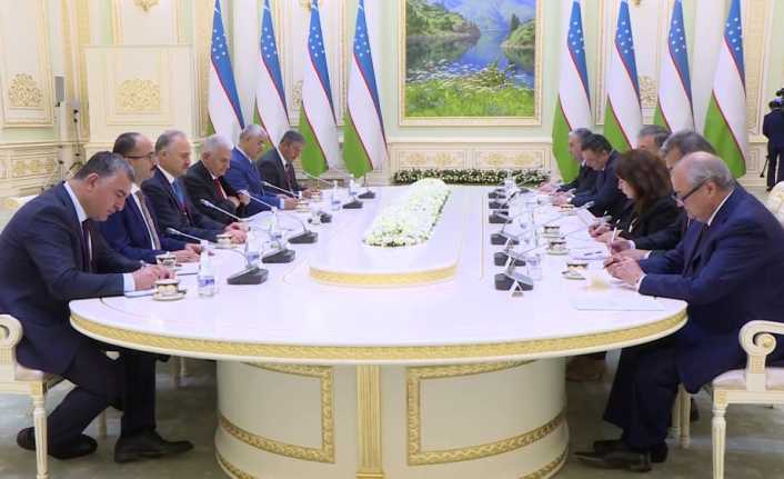 TBMM Başkanı Binali Yıldırım, Taşkent’te Özbekistan Cumhurbaşkanı Şevket Mirziyoyev ile
