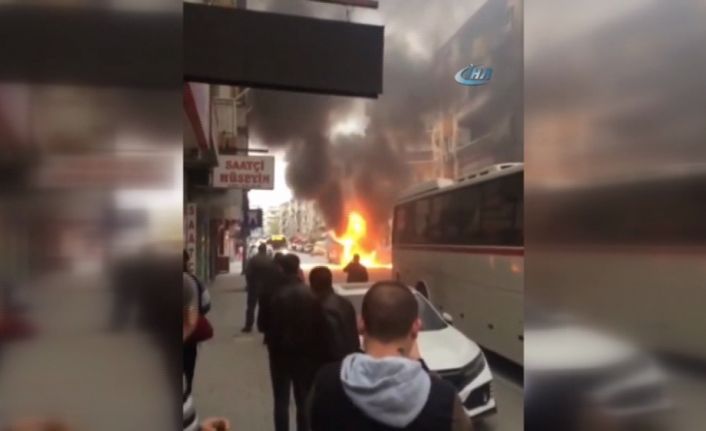 İzmir’in Buca ilçesinde bir belediye otobüsünde, henüz belirlenemeyen bir nedenle