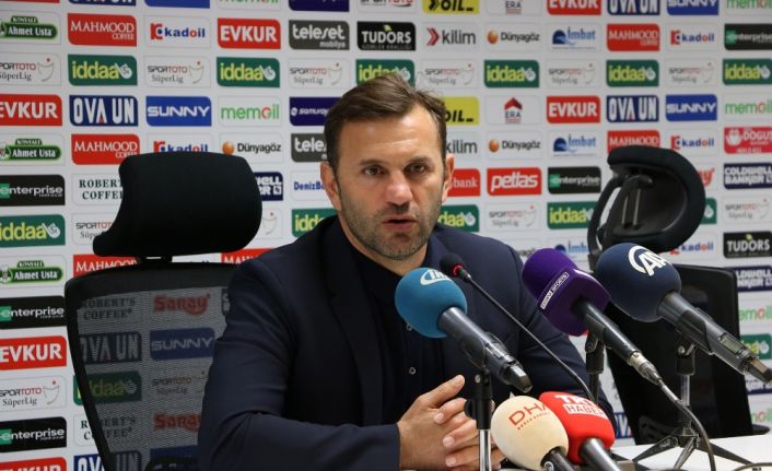 Teleset Mobilya Akhisarspor Teknik Direktörü Okan Buruk, Medipol Başakşehir maçı