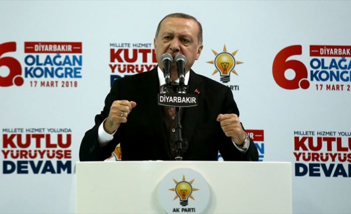 Cumhurbaşkanı Erdoğan, "Bu ülkede bölücü terör örgütü benim halkıma, benim