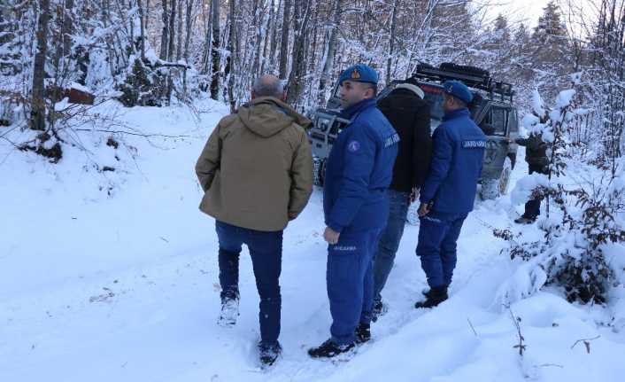 Bolu’da ormanlık alanda imdat sinyali veren otomobil, Konya’da bir tamirhanede