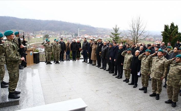 Şehitleri Anma Günü ve Çanakkale Deniz Zaferi'nin 103. yılı dolayısıyla