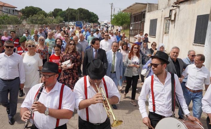 Balıkesir’in Ayvalık ilçesi, 3. kez Teferriç Şenlikleri’ne ev sahipliği yaptı.
