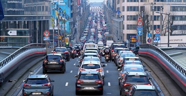 Belçika'nın başkenti Brüksel'de toplu taşıma sisteminde, işçilerin sosyal hakları ve