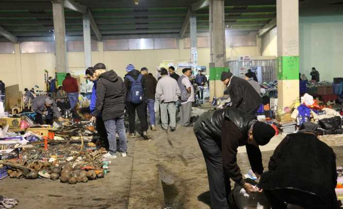 Ucuzluğu ve ürün çeşitliliği ile vatandaşların ilgi odağı olan bit