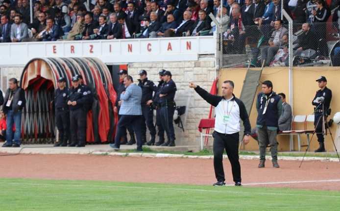 TFF 2. Lig Kırmızı. Grup’ta mücadele eden Piserro Kahramanmaraşspor, Erzincan’ın
