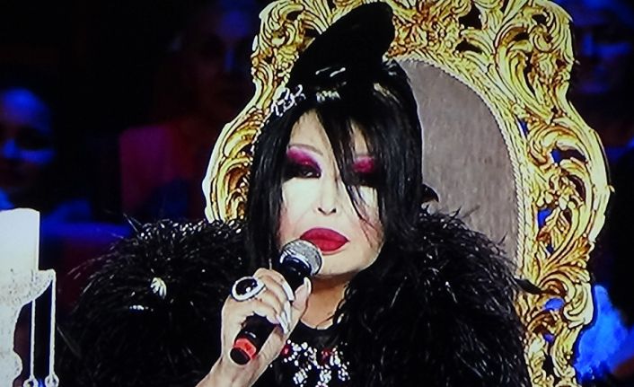 Popstar 2018 ses yarışmasının jüri üyesi Bülent Ersoy, yıllar sonra