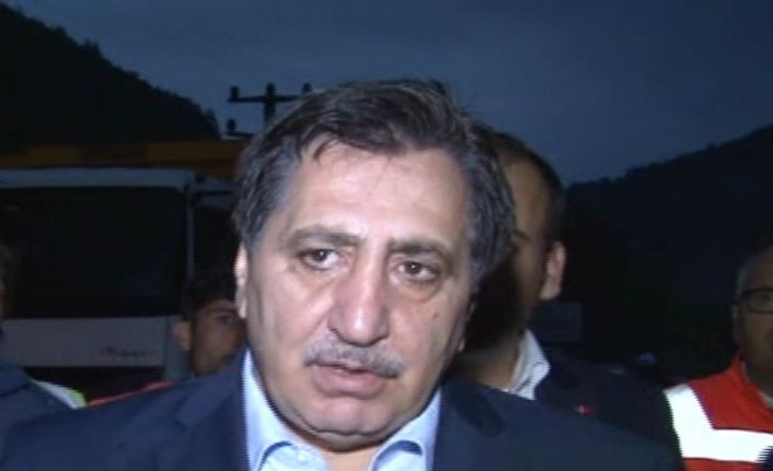 Heyelanın olduğu bölgede inceleme yapan Bursa Valisi İzzettin Küçük, ’’Hiç