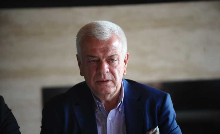 Bursaspor Başkanı Ali Ay, maçlara kaçak yollarla girenlere ve onları