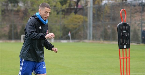 Bursaspor, Kardemir Karabükspor ile sözleşmesini fesheden Gheorghe Grozav ile sözleşme