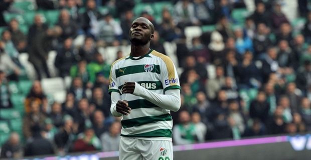 Bursaspor Kulübü Doktoru Özhan, "Bazı problemleri var ama şu an