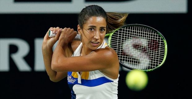 FED Kupası'nda son Fransa Açık şampiyonu Jelena Ostapenko'yu yenerek dikkatleri