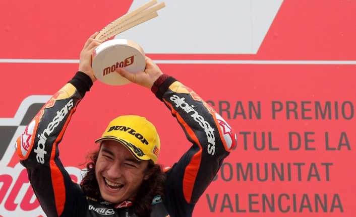 2018 Moto3 Dünya Şampiyonası’nın son yarışını kazanan Can Öncü, Grand