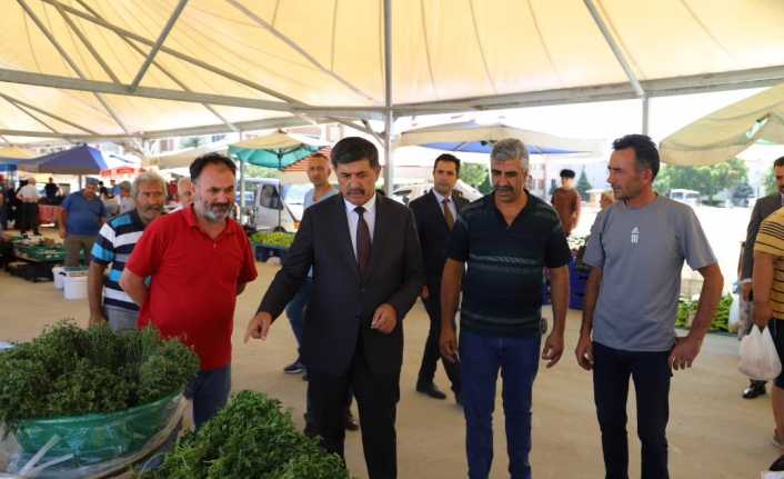 Mimar Sinan Mahallesi’nde yapımı tamamlanan Çarşamba Pazarı hizmete açıldı.