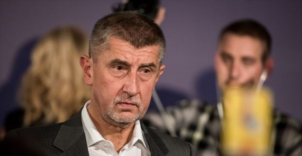 Ulusal meclisten güven oyu alamayan ANO Partisi Genel Başkanı ve