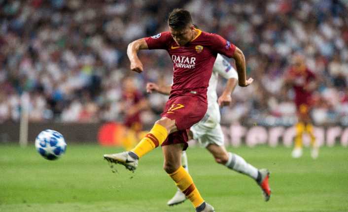 UEFA Şampiyonlar Ligi’nde milli oyuncu Cengiz Ünder’in forma giydiği Roma,