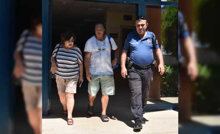 Antalya’da Cezayir uyruklu çift, kendilerini darbeden taksi şoföründen şikayetçi olmadı.