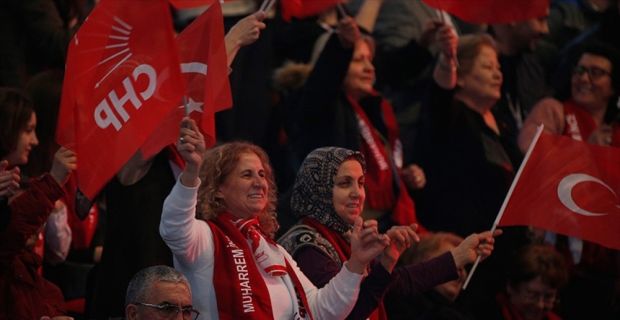 CHP'nin "Adalet ve Gelecek" temalı 13. Olağan Kadın Kolları Kurultayı