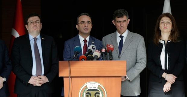 CHP Parti Sözcüsü Tezcan, "Kamu kurumu niteliğindeki meslek örgütlerini Anayasa