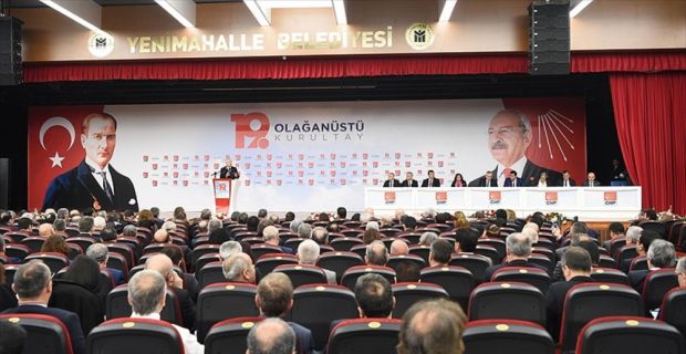 CHP'nin 19. Olağanüstü Kurultayı'nın ikinci gün çalışmalarında, tüzük taslağını, "siyasal