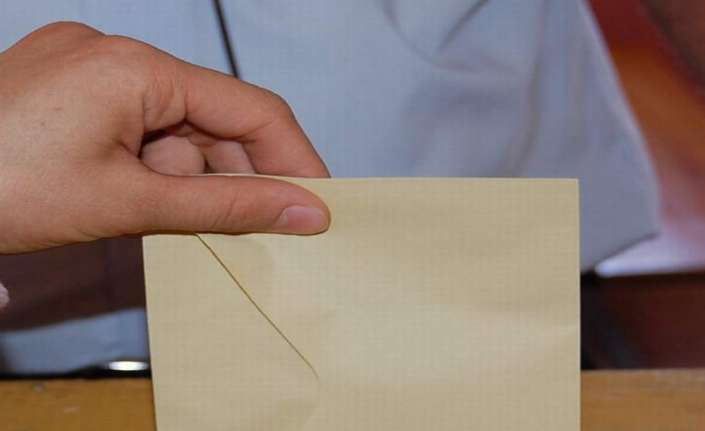 Cumhurbaşkanlığı ve 27. Dönem milletvekilleri seçimlerinde CHP’li seçmenin HDP’nin barajı
