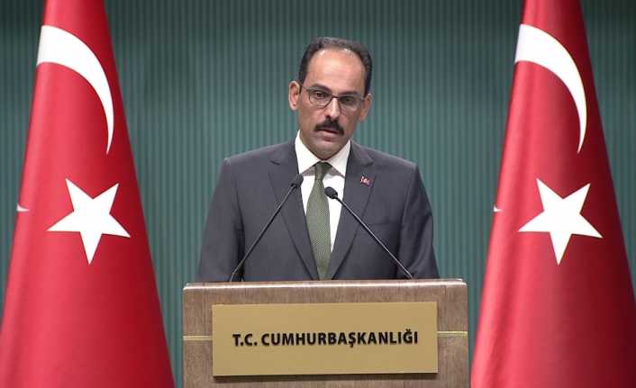 Cumhurbaşkanlığı Sözcüsü Büyükelçi İbrahim Kalın, Türkçe ezan tartışmalarına ilişkin, “Bu