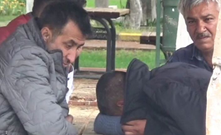 Gaziantep’te kaynanasıyla tartıştıktan sonra iki çocuğunu defalarca bıçaklayıp intihar eden