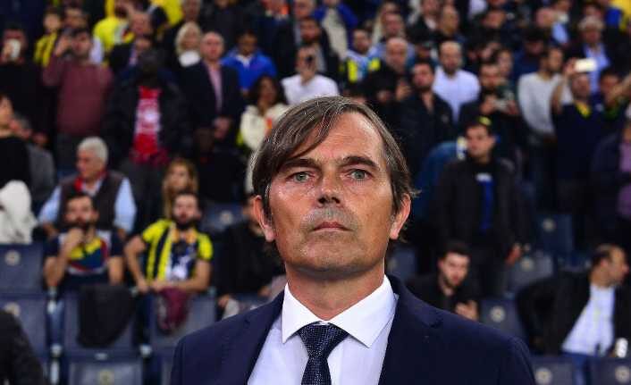 Fenerbahçe Kulübü, Teknik Direktör Phillip Cocu’nun görevine son verdi. 