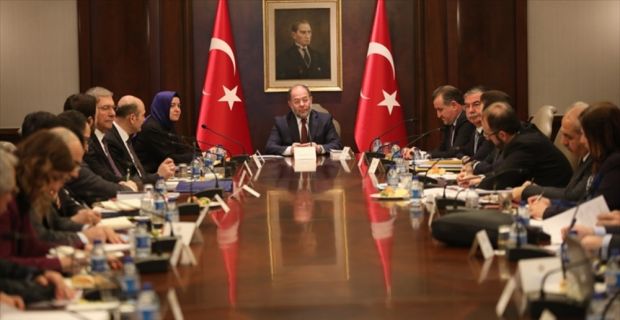 Çocuk istismarının önlenmesine yönelik Başbakan Yardımcısı Akdağ başkanlığında kurulan komisyonun