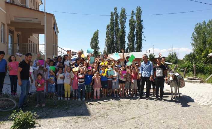 Erzincan’ın Çayırlı ilçesinde doğup