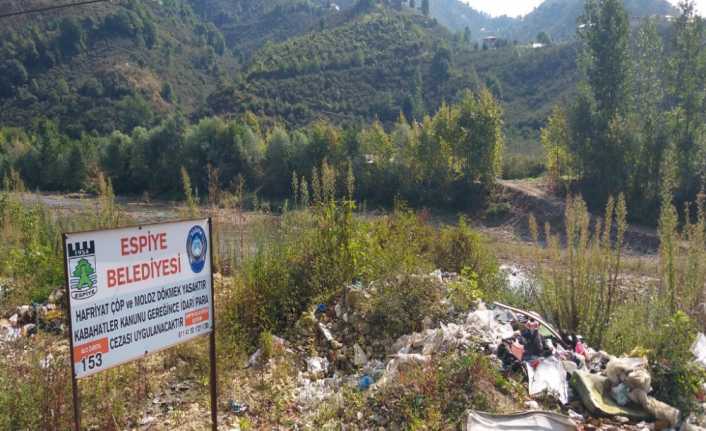 Giresun’un Espiye ilçesi Ericek Köyü grup yolu üzerine belediye tarafından