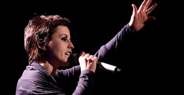İrlandalı rock grubu Cranberries'in solisti Dolores O'Riordan 46 yaşında Londra'da