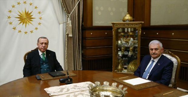 Cumhurbaşkanı Erdoğan, Başbakan Yıldırım, MİT Müsteşarı Fidan ve Genelkurmay Başkanı