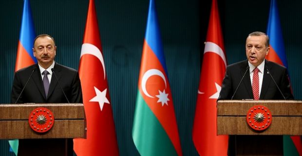Cumhurbaşkanı Erdoğan, Azerbaycan Cumhurbaşkanı Aliyev ile telefonla görüştü. 