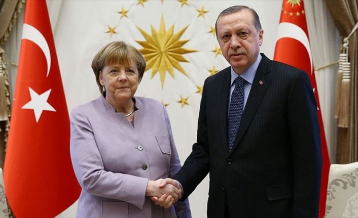 Cumhurbaşkanı Erdoğan, Almanya Federal Cumhuriyeti Şansölyesi Merkel ile telefon görüşmesi