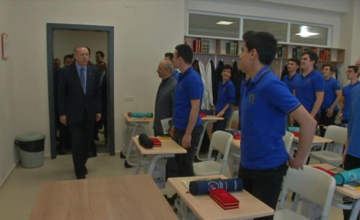 Cumhurbaşkanı Recep Tayyip Erdoğan, Başakşehir Akif İnan Anadolu İmam Hatip