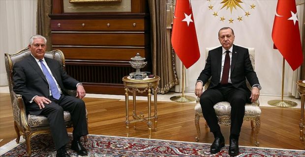 Cumhurbaşkanı Erdoğan, resmi temaslarda bulunmak üzere Türkiye'de bulunan ABD Dışışleri