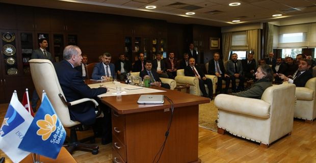 Cumhurbaşkanı Erdoğan, Sultanbeyli Belediyesi'ni ziyaret etti. 